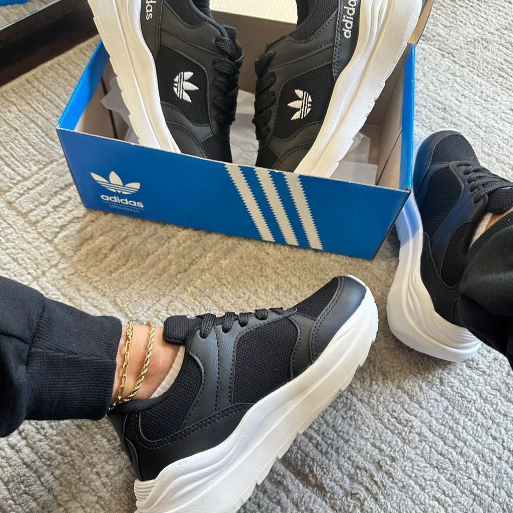 Adidas Sport Femme Premium - Energia e Conforto Para Vencer Cada Desafio!