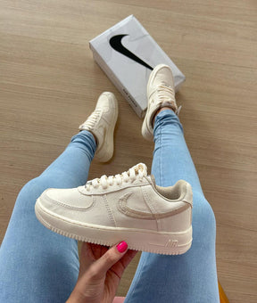 Nike Air Force F1 Premium - Exclusividade e Poder em Seus Pés!