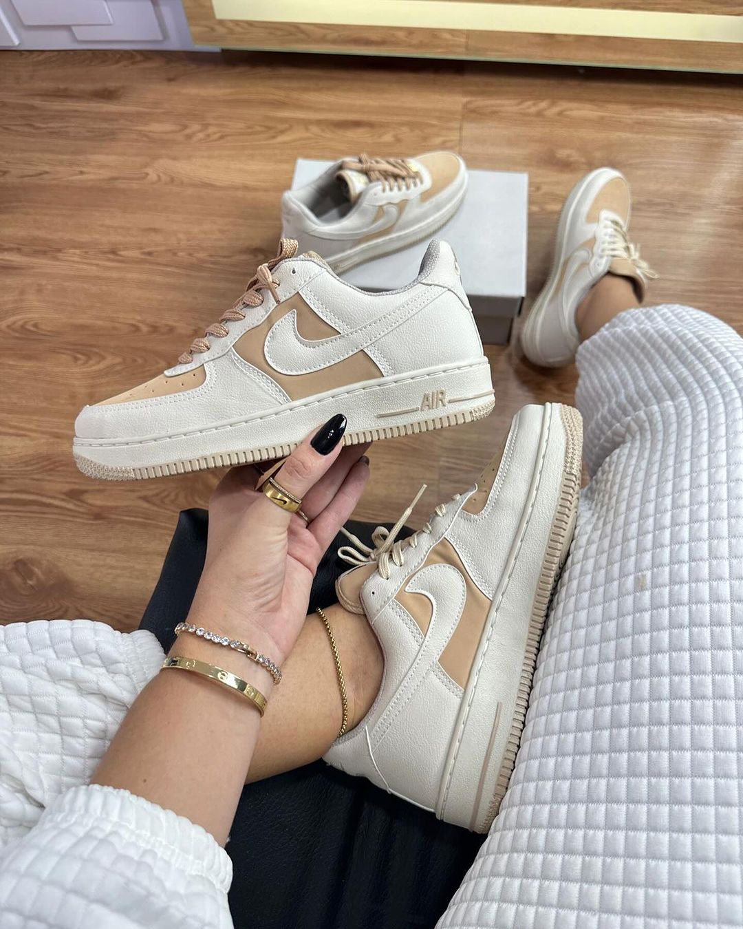 Nike Air Force Premium - Clássico Indispensável, Conforto Sem Igual!