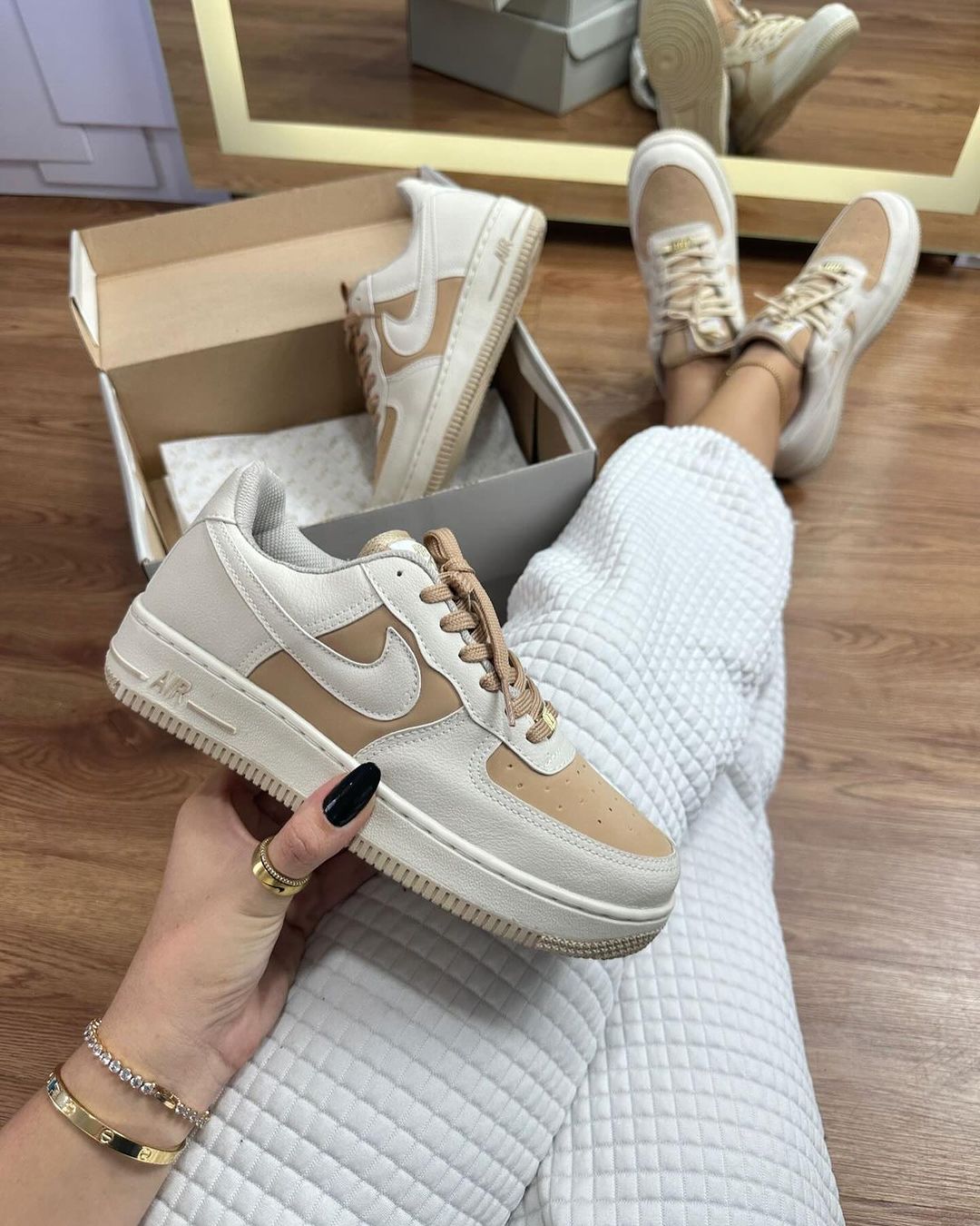Nike Air Force Premium - Clássico Indispensável, Conforto Sem Igual!
