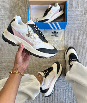 Adidas Femmy Premium - Charme e Leveza Para Seu Estilo Diário!