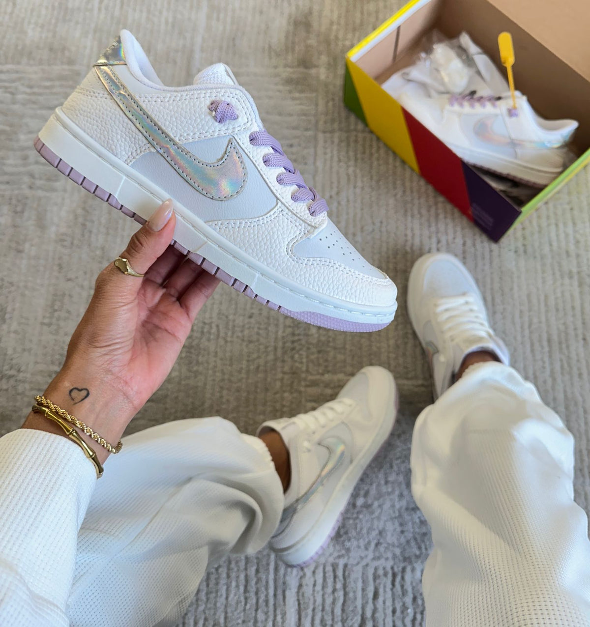 Air Dunk Roxo Holográfico - Estilo Futurista e Conforto Imbatível!