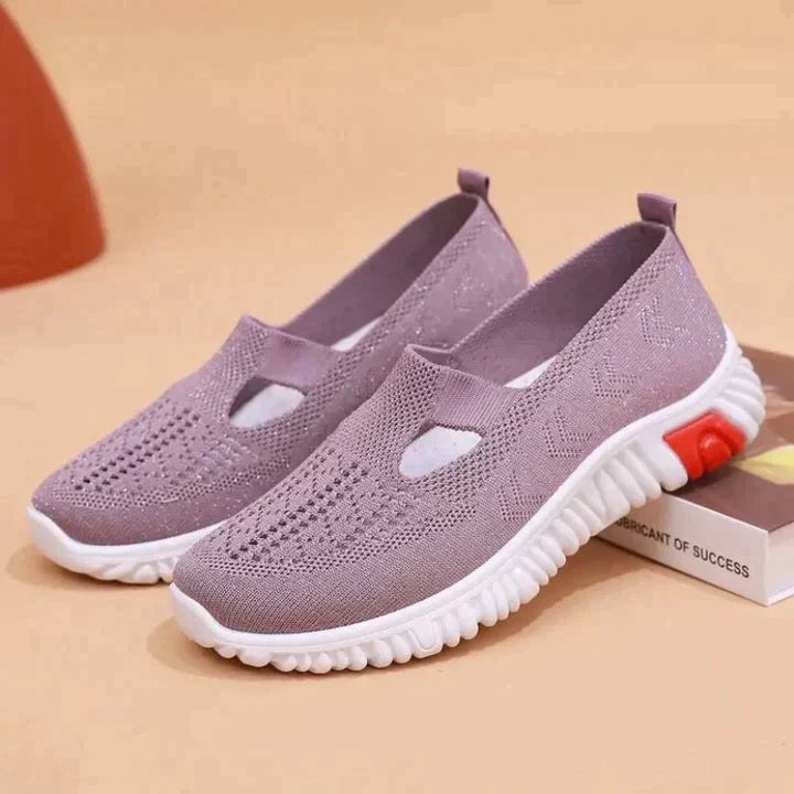 Flor Soft Casual - Conforto e Delicadeza Em Cada Passo!